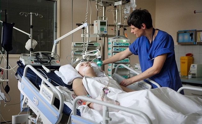 Medical management of unconscious or comatose patient